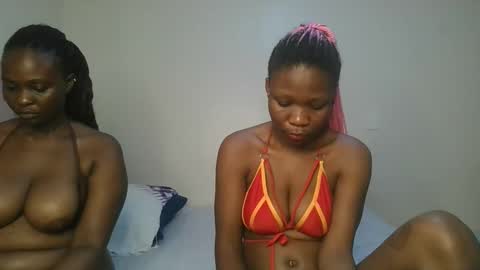Snapshot of royal_goddes chatting on 28, 3, 2026 goddes online show from 28, 3, 2026