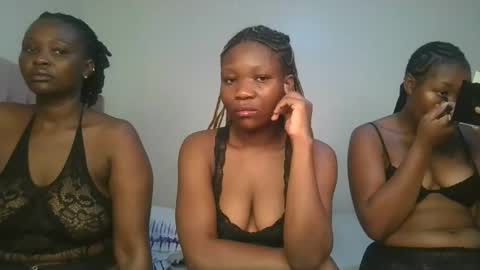 Snapshot of royal_goddes chatting on 9, 4, 2026 goddes online show from 9, 4, 2026