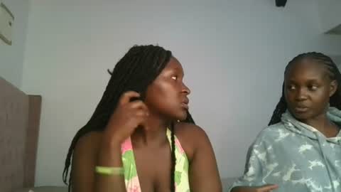 Snapshot of royal_goddes2 chatting on 28, 7, 2026 royal_goddes2 online show from 28, 7, 2026
