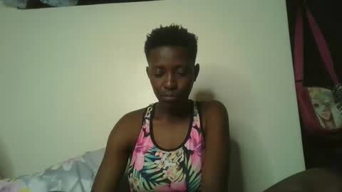 Snapshot of royal_kendrah chatting on 16, 9, 2025 royal_kendrah online show from 16, 9, 2025