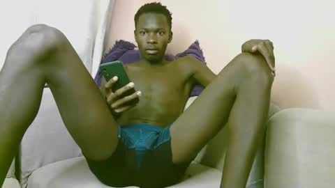 Snapshot of royalty254 chatting on 24, 3, 2026 royalty254 online show from 24, 3, 2026