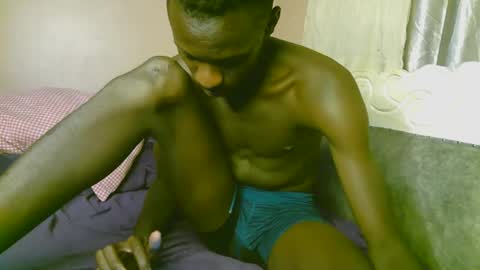 Snapshot of royalty254 chatting on 6, 4, 2026 royalty254 online show from 6, 4, 2026