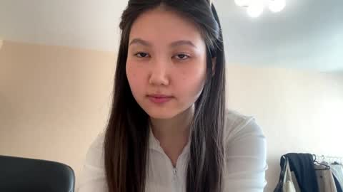 Snapshot of roycelombard chatting on 5, 5, 2026 Aika online show from 5, 5, 2026
