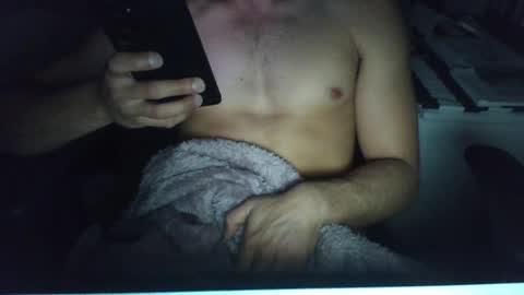 Snapshot of royjames1 chatting on 14, 4, 2026 royjames1 online show from 14, 4, 2026