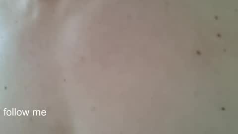 Snapshot of royyourtoy chatting on 30, 4, 2026 Roy online show from 30, 4, 2026
