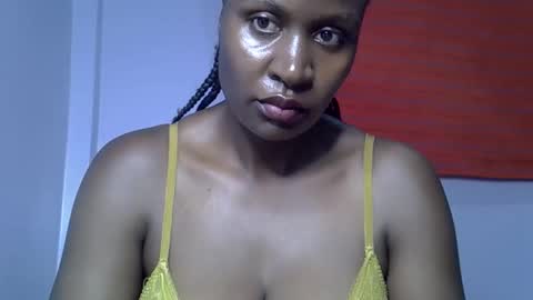 Snapshot of rozie34 chatting on 13, 3, 2026 rozie34 online show from 13, 3, 2026