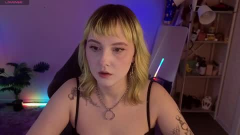 Roziett online show from 11, 4, 2026