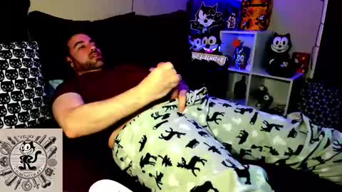 Snapshot of rubenator69 chatting on 8, 11, 2025 Ruben online show from 8, 11, 2025