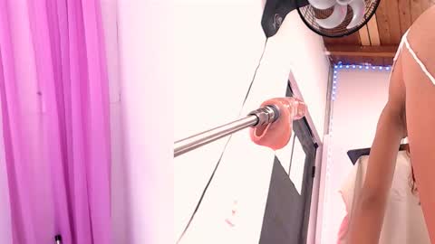 Snapshot of rubidaniells_ chatting on 28, 11, 2025 Daniells online show from 28, 11, 2025