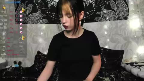 Snapshot of ruby_dallos chatting on 23, 11, 2025 Ruby online show from 23, 11, 2025