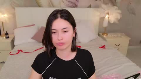 Snapshot of ruby_leeee chatting on 19, 4, 2026 Luuna online show from 19, 4, 2026