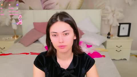 Snapshot of ruby_leeee chatting on 1, 5, 2026 Luuna online show from 1, 5, 2026