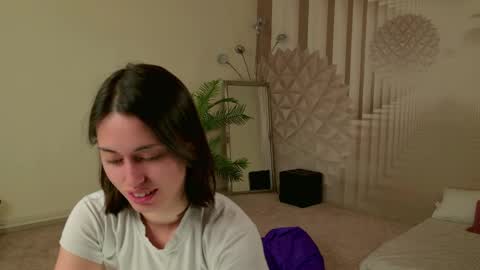 Snapshot of ruby_leeee chatting on 3, 5, 2026 Luuna online show from 3, 5, 2026