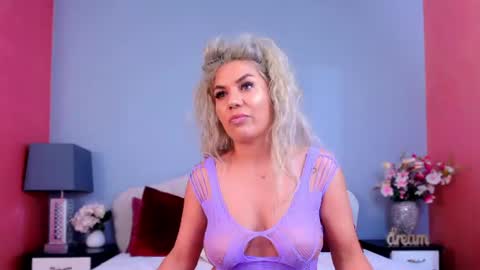 Snapshot of rubyblush chatting on 25, 6, 2026 Ruby online show from 25, 6, 2026