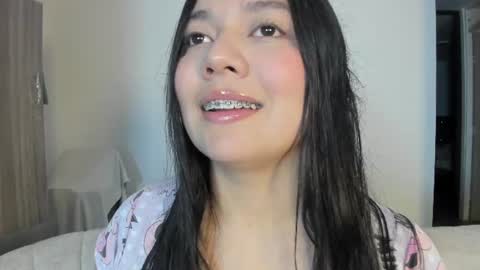 Snapshot of rubyhlowe chatting on 7, 7, 2026 RUBY online show from 7, 7, 2026