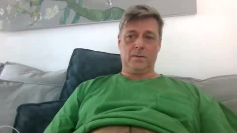 Snapshot of rudeski chatting on 9, 4, 2026 rudeski online show from 9, 4, 2026