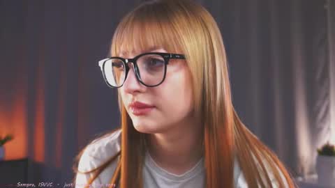 Snapshot of rue_novella chatting on 20, 3, 2026 Mila online show from 20, 3, 2026