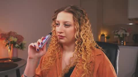 Snapshot of rue_novella chatting on 26, 4, 2026 Mila online show from 26, 4, 2026