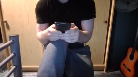 Snapshot of rugby_boy200 chatting on 4, 4, 2026 rugby_boy200 online show from 4, 4, 2026