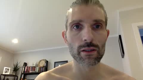 Snapshot of rugbymvp chatting on 14, 1, 2025 rugbymvp online show from 14, 1, 2025