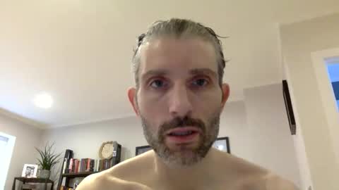 Snapshot of rugbymvp chatting on 9, 10, 2025 rugbymvp online show from 9, 10, 2025