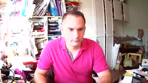 Snapshot of runner1978 chatting on 19, 9, 2025 runner1978 online show from 19, 9, 2025