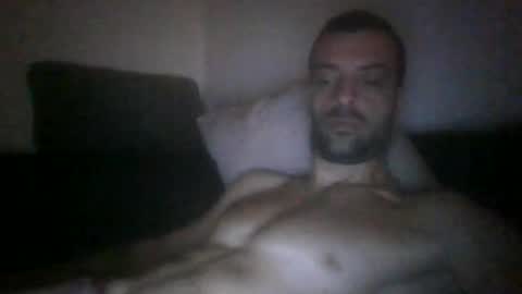 Snapshot of ruscoe16 chatting on 16, 10, 2025 ruscoe16 online show from 16, 10, 2025