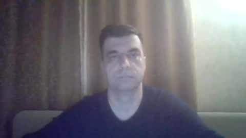 Snapshot of rusqadisx chatting on 17, 4, 2026 rusqadisx online show from 17, 4, 2026