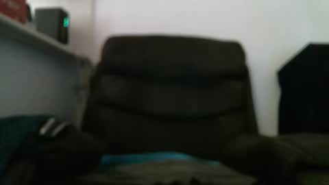 Snapshot of russperth1 chatting on 23, 11, 2025 Russell online show from 23, 11, 2025