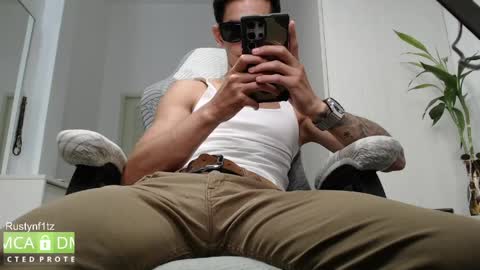 Snapshot of rustynf1tz chatting on 4, 5, 2026 MillionDollarGuy online show from 4, 5, 2026