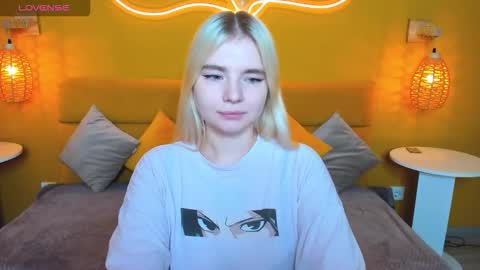 Snapshot of ruthbryant chatting on 21, 11, 2025 ruthbryant online show from 21, 11, 2025