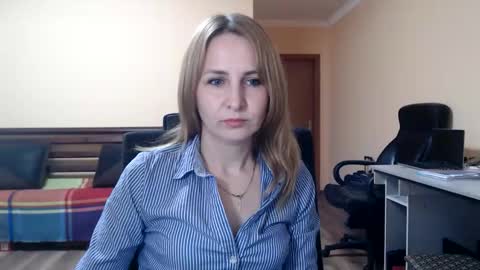 Snapshot of ruthpark chatting on 17, 9, 2025 Ruth online show from 17, 9, 2025