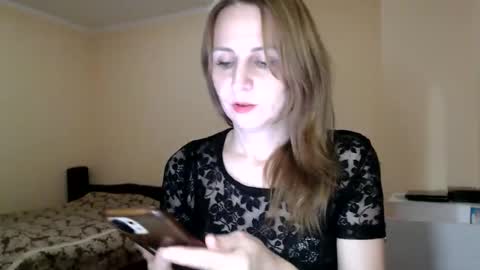 Snapshot of ruthpark chatting on 21, 11, 2025 Ruth online show from 21, 11, 2025