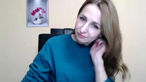 Snapshot of ruthpark chatting on 26, 11, 2025 Ruth online show from 26, 11, 2025