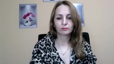 Snapshot of ruthpark chatting on 2, 12, 2025 Ruth online show from 2, 12, 2025