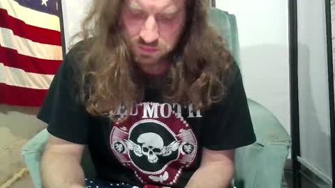 Snapshot of rwb1982 chatting on 6, 1, 2026 rwb1982 online show from 6, 1, 2026