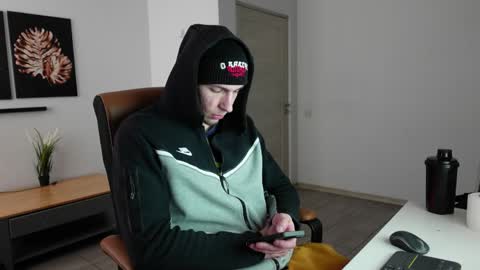 Snapshot of ryan_dozer chatting on 21, 3, 2026 RYAN DOZER online show from 21, 3, 2026