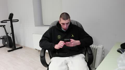 Snapshot of ryan_dozer chatting on 23, 4, 2026 RYAN DOZER online show from 23, 4, 2026