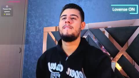 Snapshot of ryan_evanns chatting on 5, 11, 2025 R Y A N online show from 5, 11, 2025