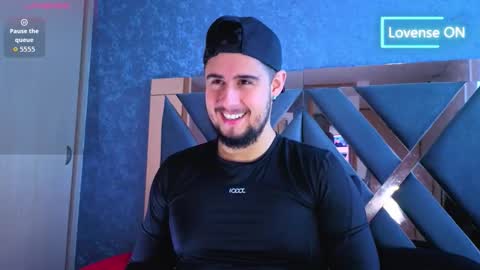 Snapshot of ryan_evanns chatting on 6, 11, 2025 R Y A N online show from 6, 11, 2025