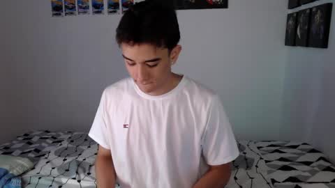 Snapshot of ryan_valentine17 chatting on 19, 5, 2026 ryan online show from 19, 5, 2026