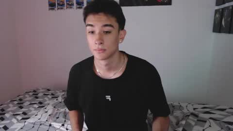 Snapshot of ryan_valentine17 chatting on 20, 5, 2026 ryan online show from 20, 5, 2026