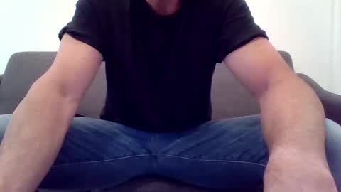 Snapshot of ryand066 chatting on 15, 4, 2026 ryand066 online show from 15, 4, 2026