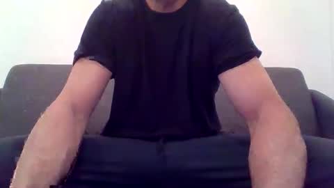 Snapshot of ryand066 chatting on 19, 4, 2026 ryand066 online show from 19, 4, 2026