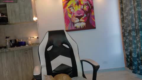 Ryan Blue ig ryannblue online show from 16, 12, 2025