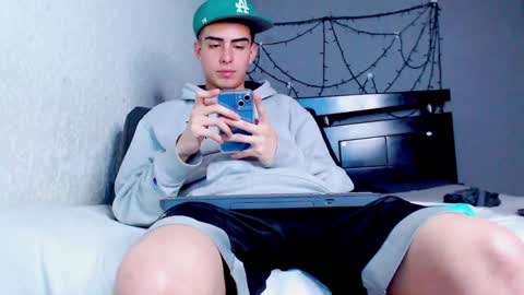 Snapshot of ryannhill_ chatting on 21, 1, 2025 Ryannhill online show from 21, 1, 2025