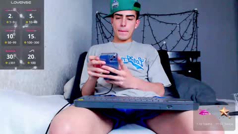 Snapshot of ryannhill_ chatting on 13, 2, 2025 Ryannhill online show from 13, 2, 2025
