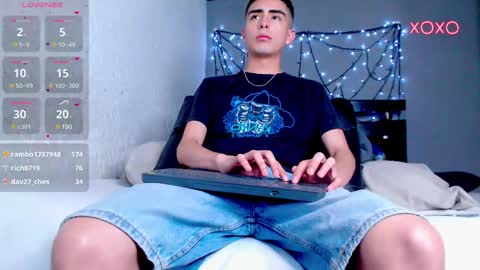 Snapshot of ryannhill_ chatting on 16, 2, 2025 Ryannhill online show from 16, 2, 2025