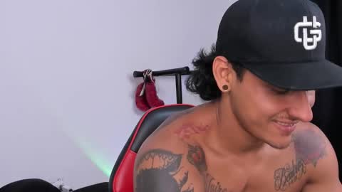 ryanwhite3 online show from 11, 11, 2025