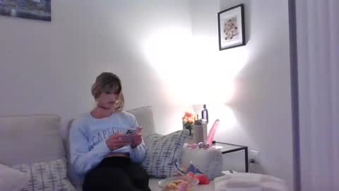 Snapshot of ryliedewhore6 chatting on 31, 7, 2026 Rylie DeWhore online show from 31, 7, 2026